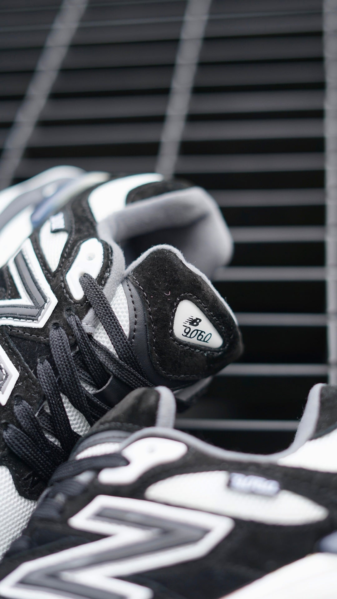 New balance 9060 blanca negra