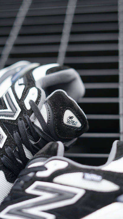 New balance 9060 blanca negra