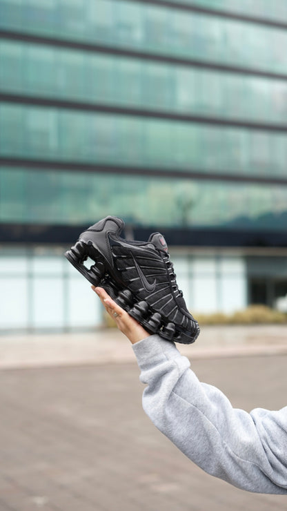 Nike shox negra
