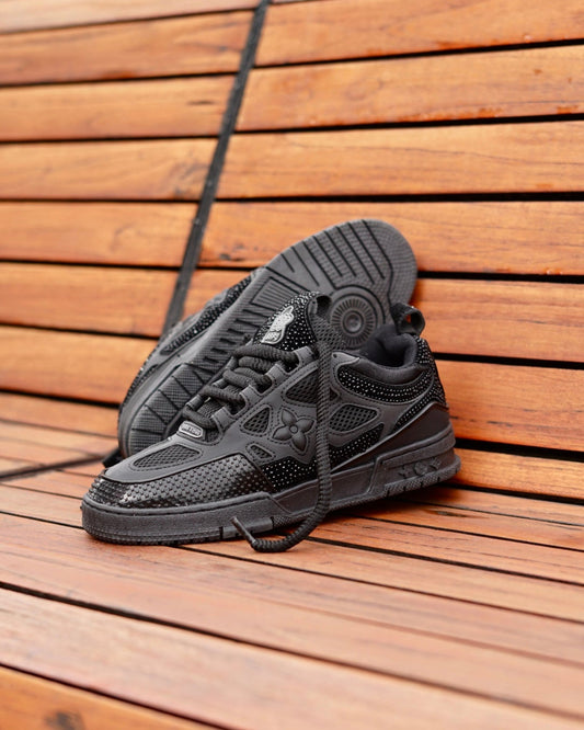 Louis vuitton negra diamantada