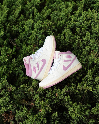 Jordan R1 blanca rosada