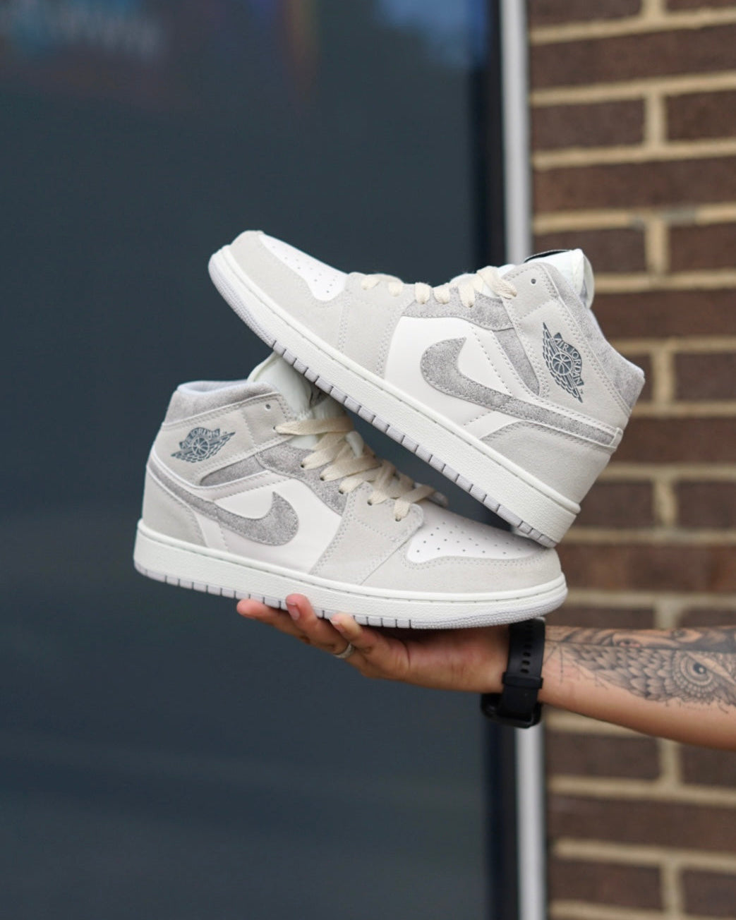 Jordan R1 gris