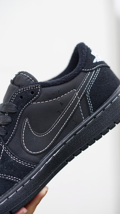 Air jordan low OG x travis scott black phantom