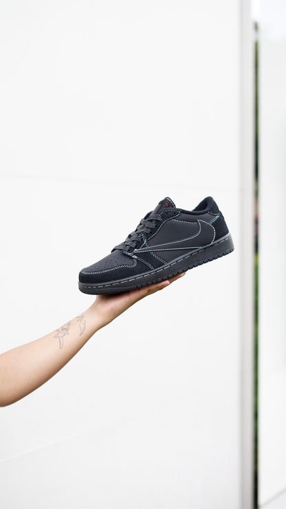 Air jordan low OG x travis scott black phantom