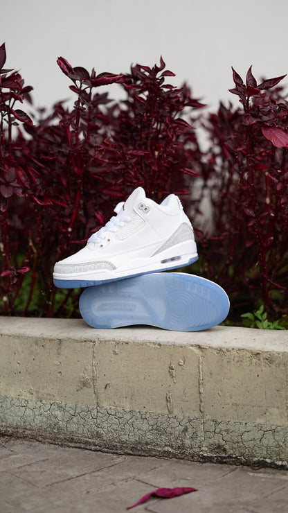 Jordan R3 blanco con azul