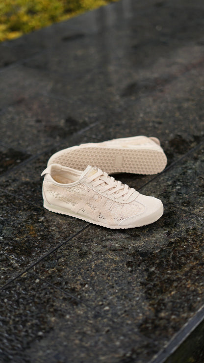 Asicts tiger beige