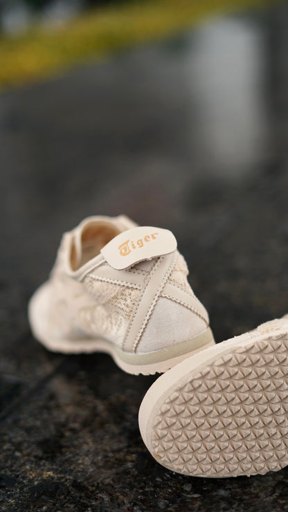 Asicts tiger beige