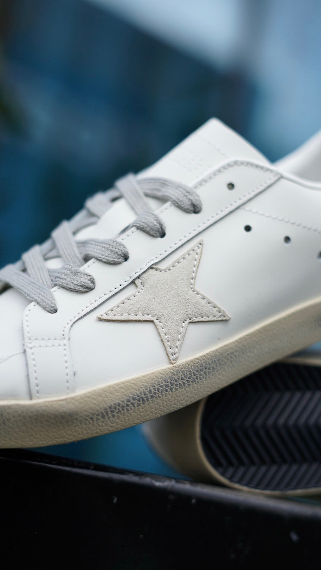 Golden goose beige celeste