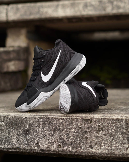 Nike Kyrie 3
