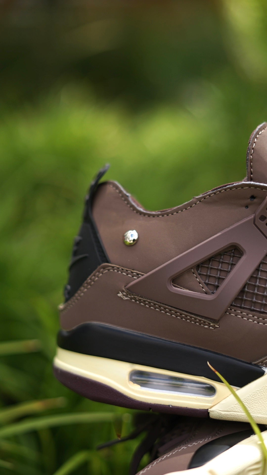 Jordan R4 A Ma maniere cafe