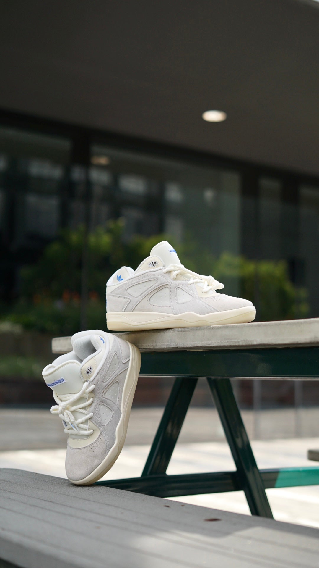 Bad Bo Beige