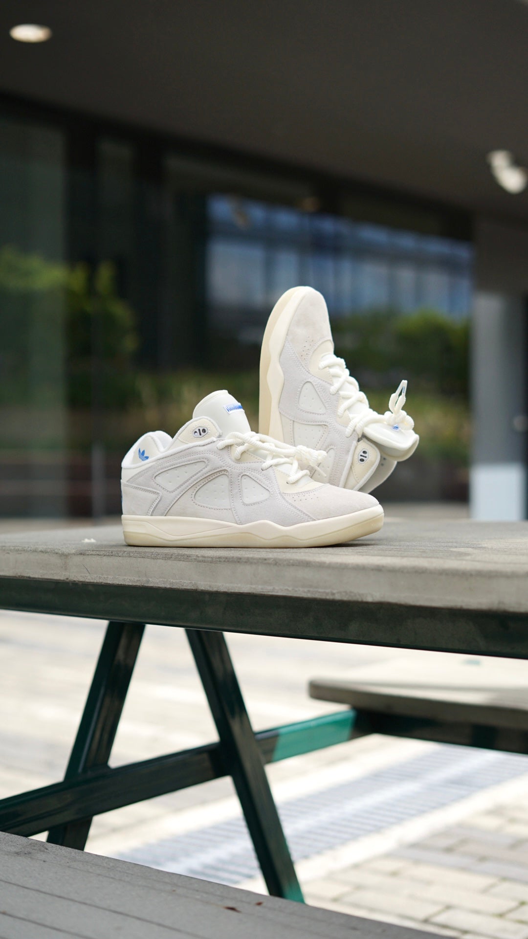 Bad Bo Beige