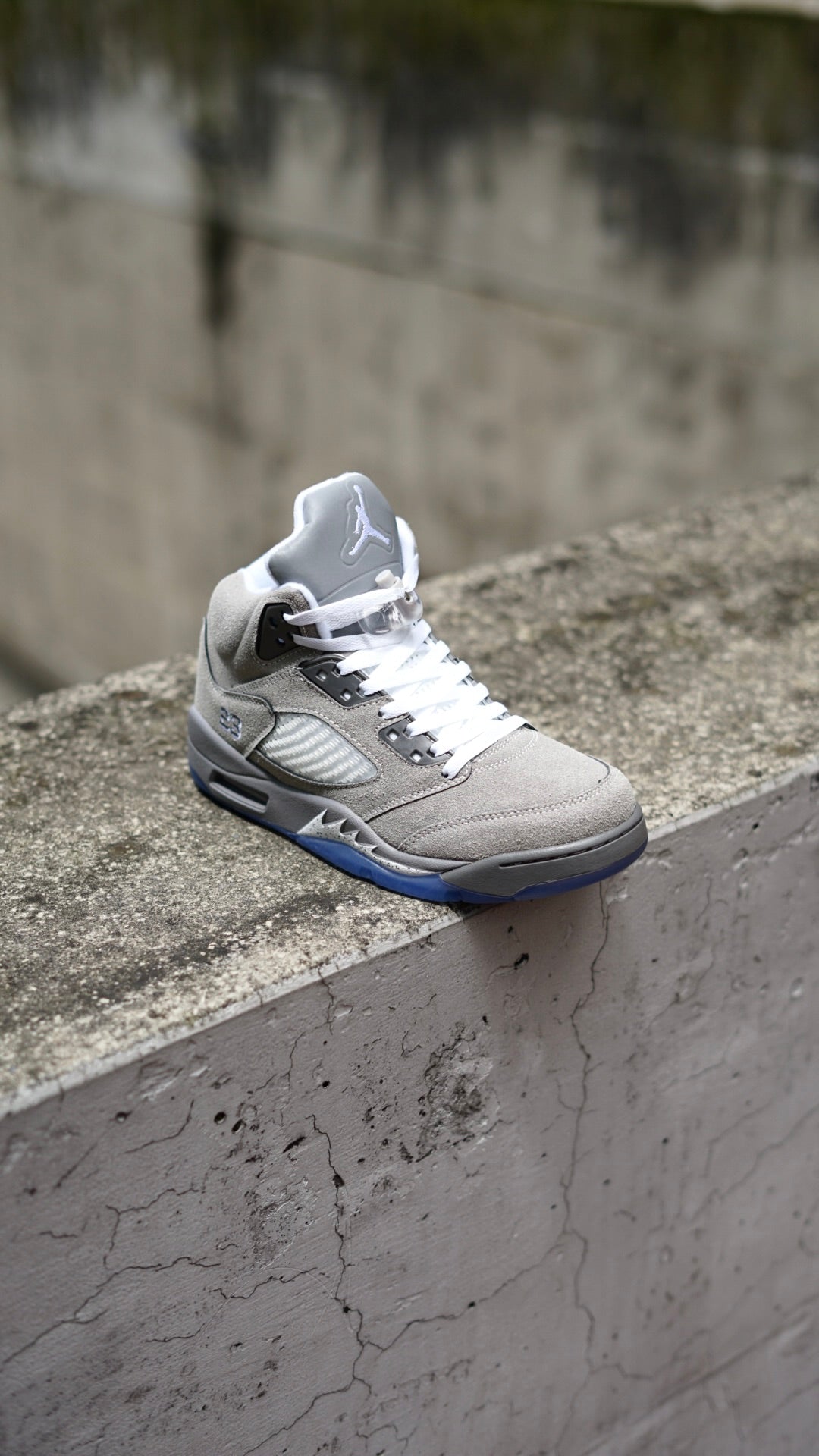 Jordan R5 wolf grey