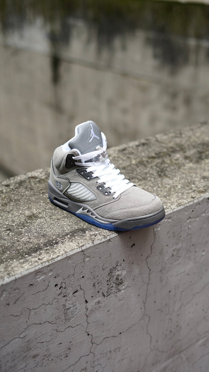 Jordan R5 wolf grey