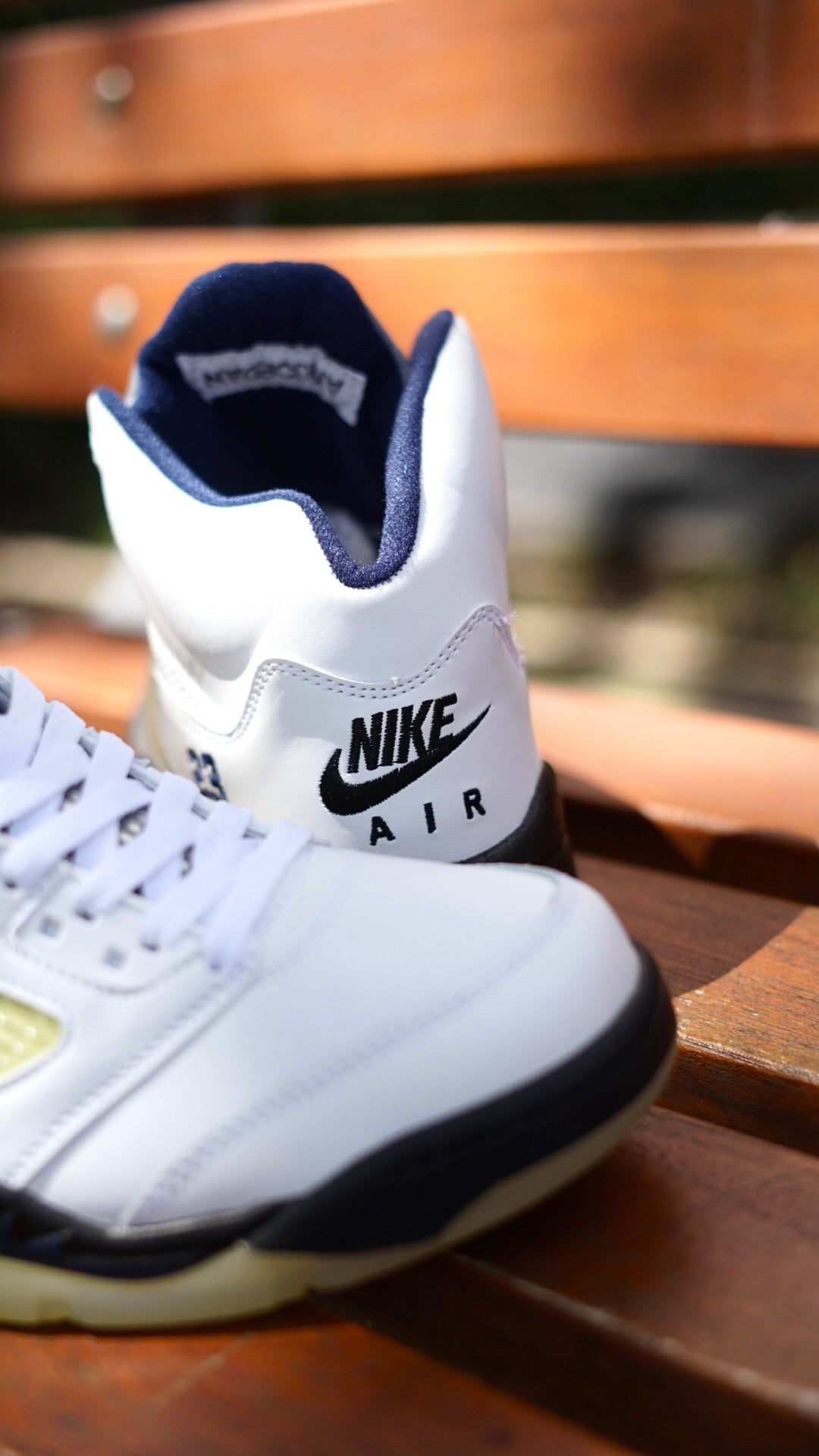 Jordan R5 dawn blanco
