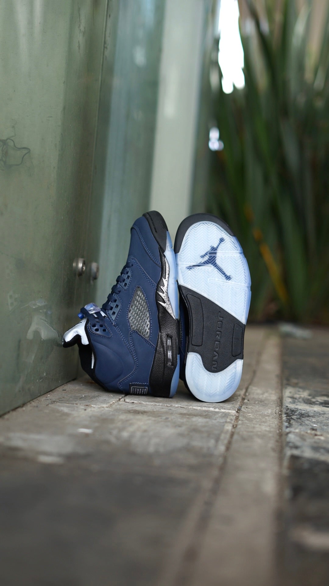 Jordan R5 azul oscuro