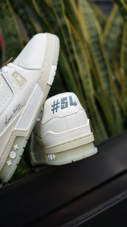 LOUIS VUITTON BEIGE