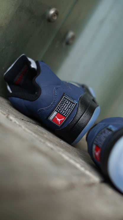 Jordan R5 azul oscuro