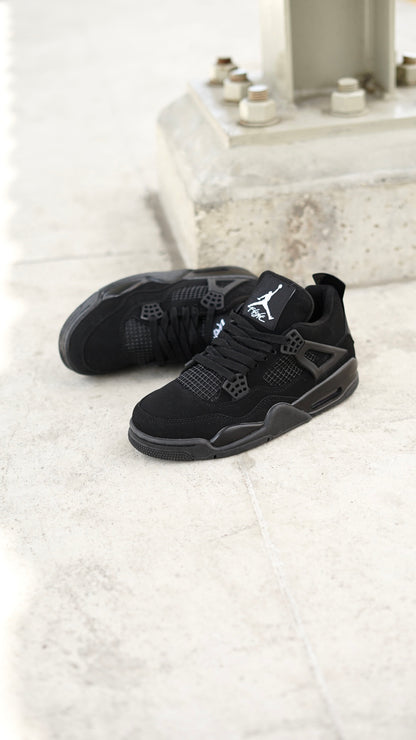 Jordan R4 black cat