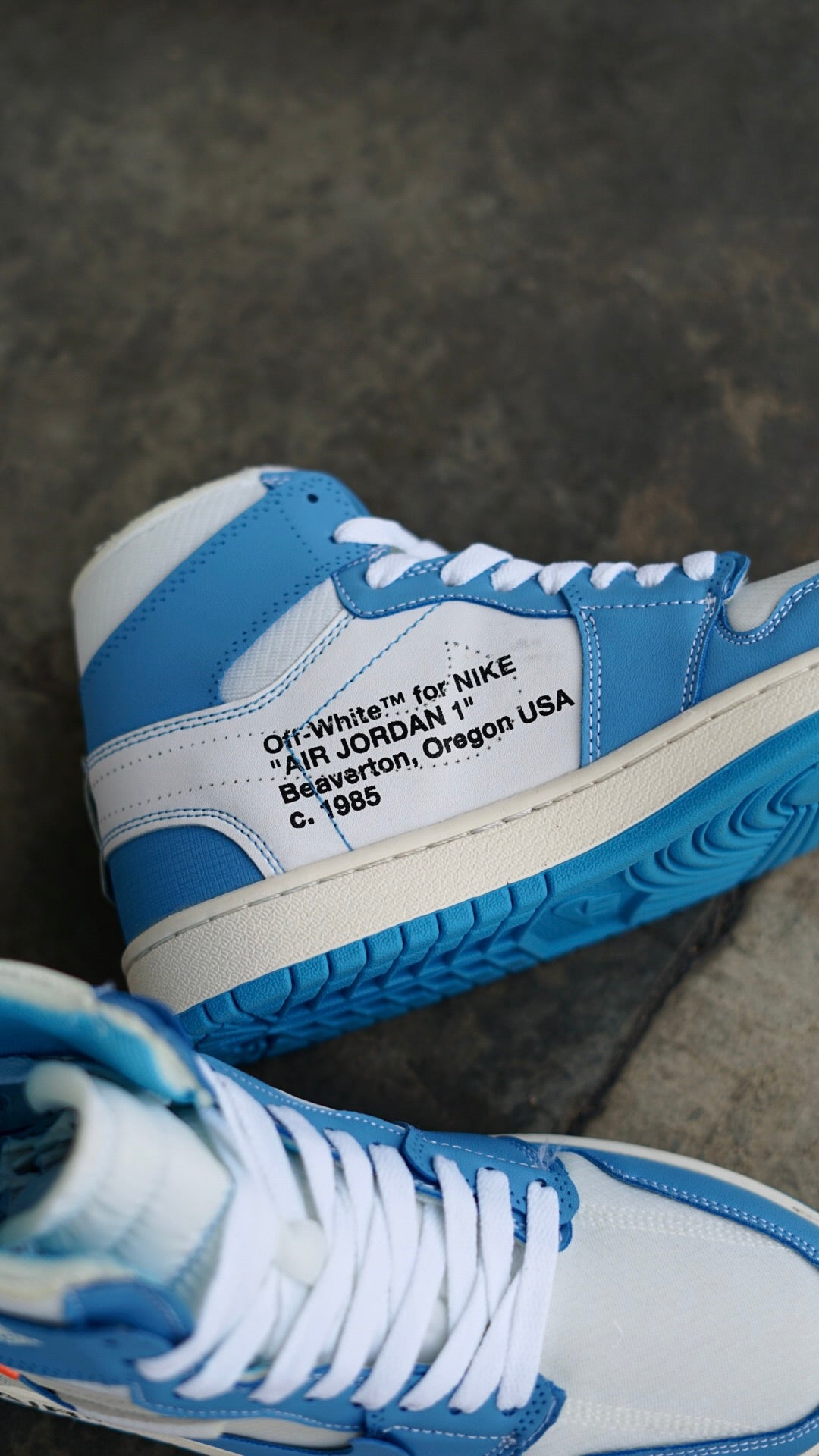 Jordan R1 off white azul