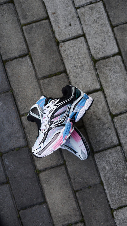 Saucony progrid omni 9 callen schaub