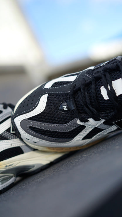 New balance 1906R blanco negro