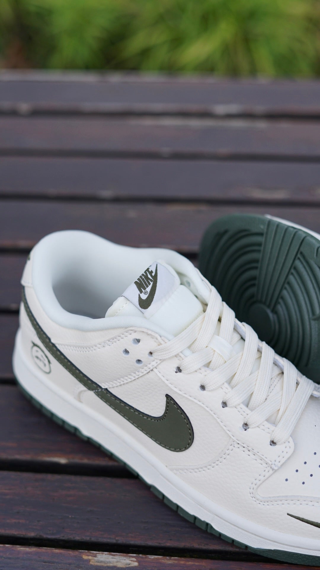 Nike Dunk Low Smiley Swoosh