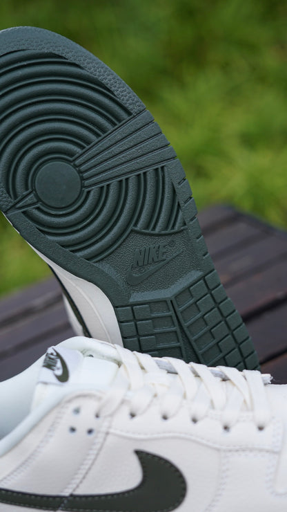 Nike Dunk Low Smiley Swoosh