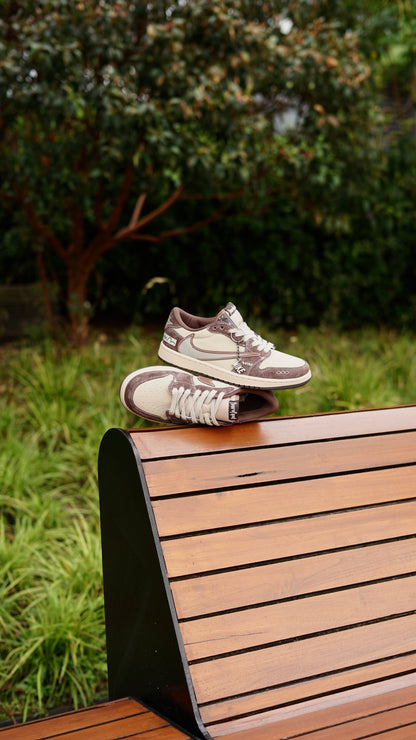 Air Jordan 1 Low x Travis Scott Reverse Mocha