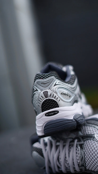 Saucony progrid omni 9 gris