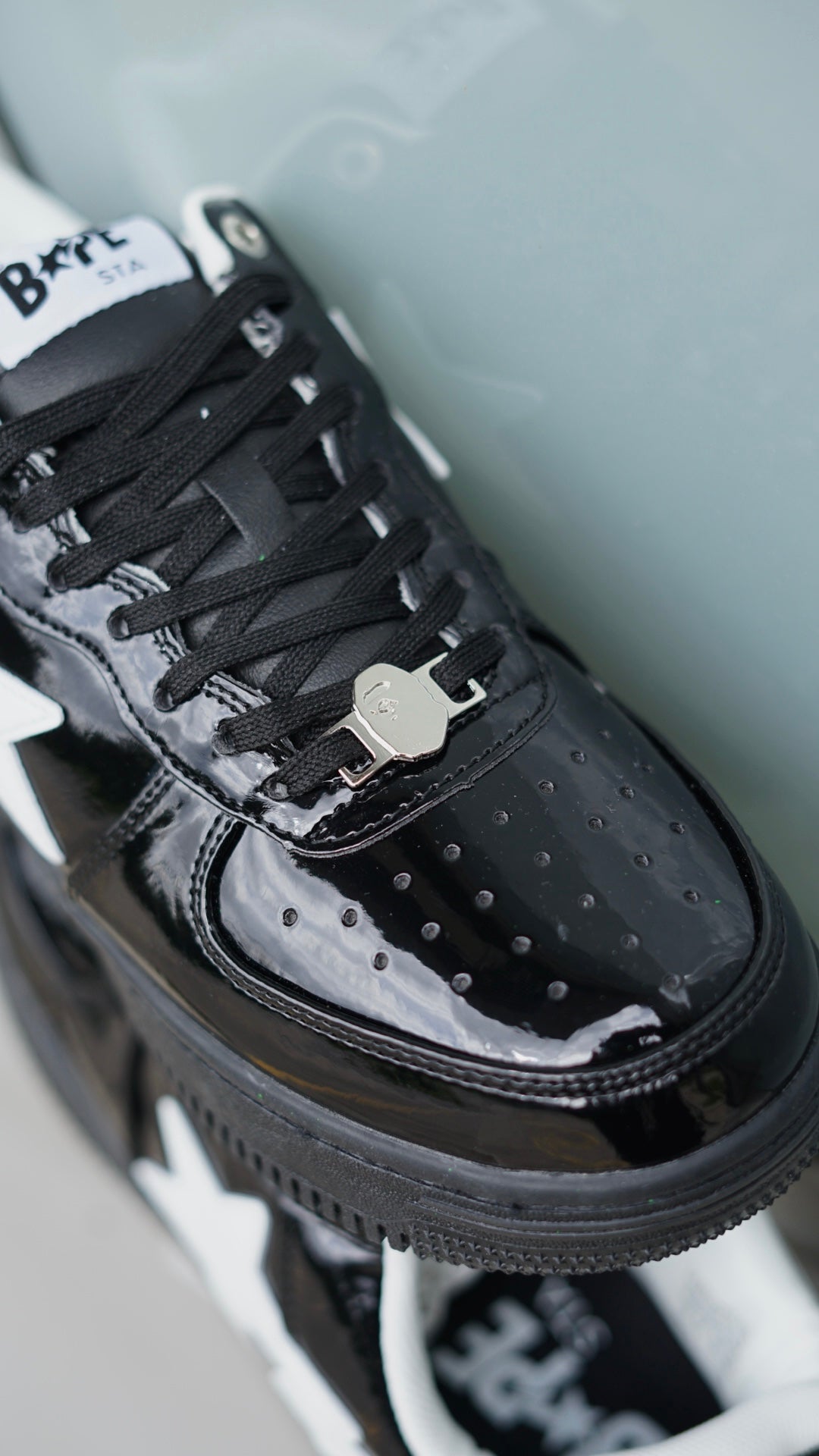 Bape sta negro en charol