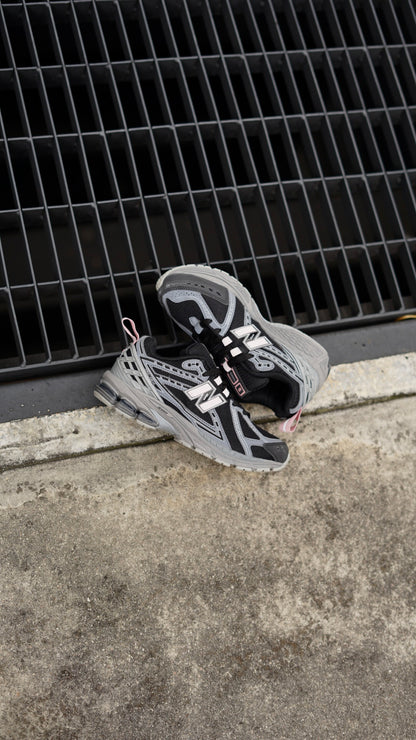 New Balance 1906R Black/Pink