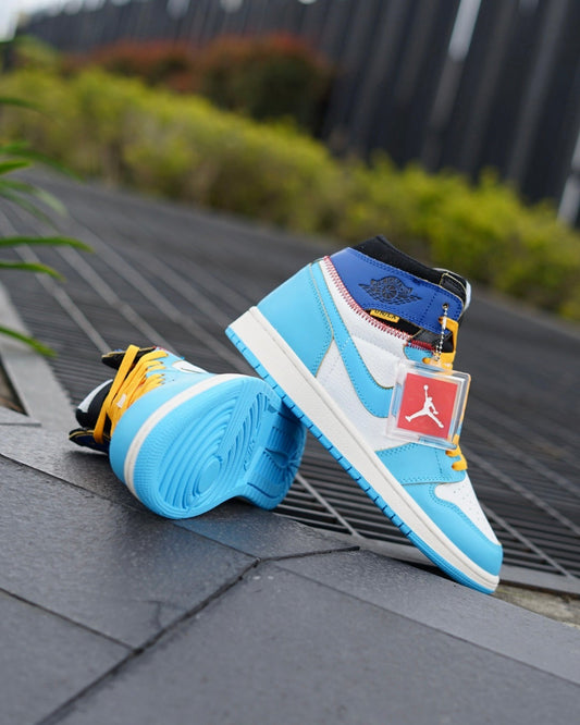 Jordan R1 high OG azul