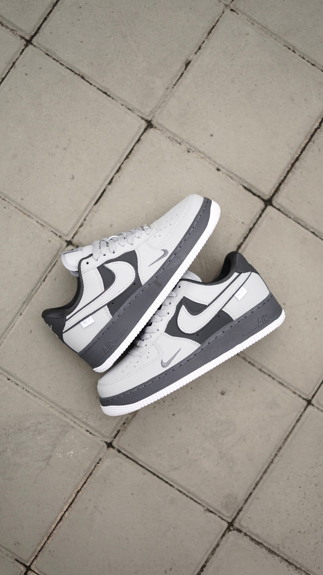 Air Force 1 Gris-Negro