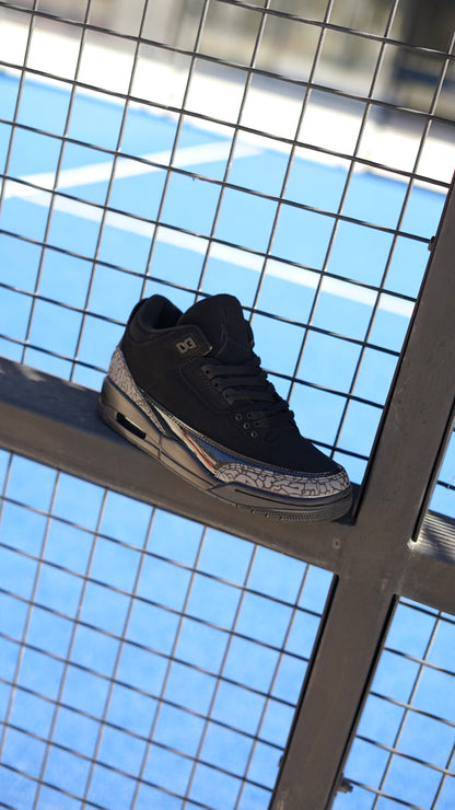 Jordan R3 black cat