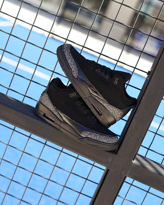 Jordan R3 black cat
