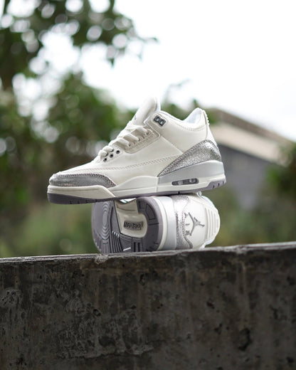 Air Jordan Retro 3 Plateada