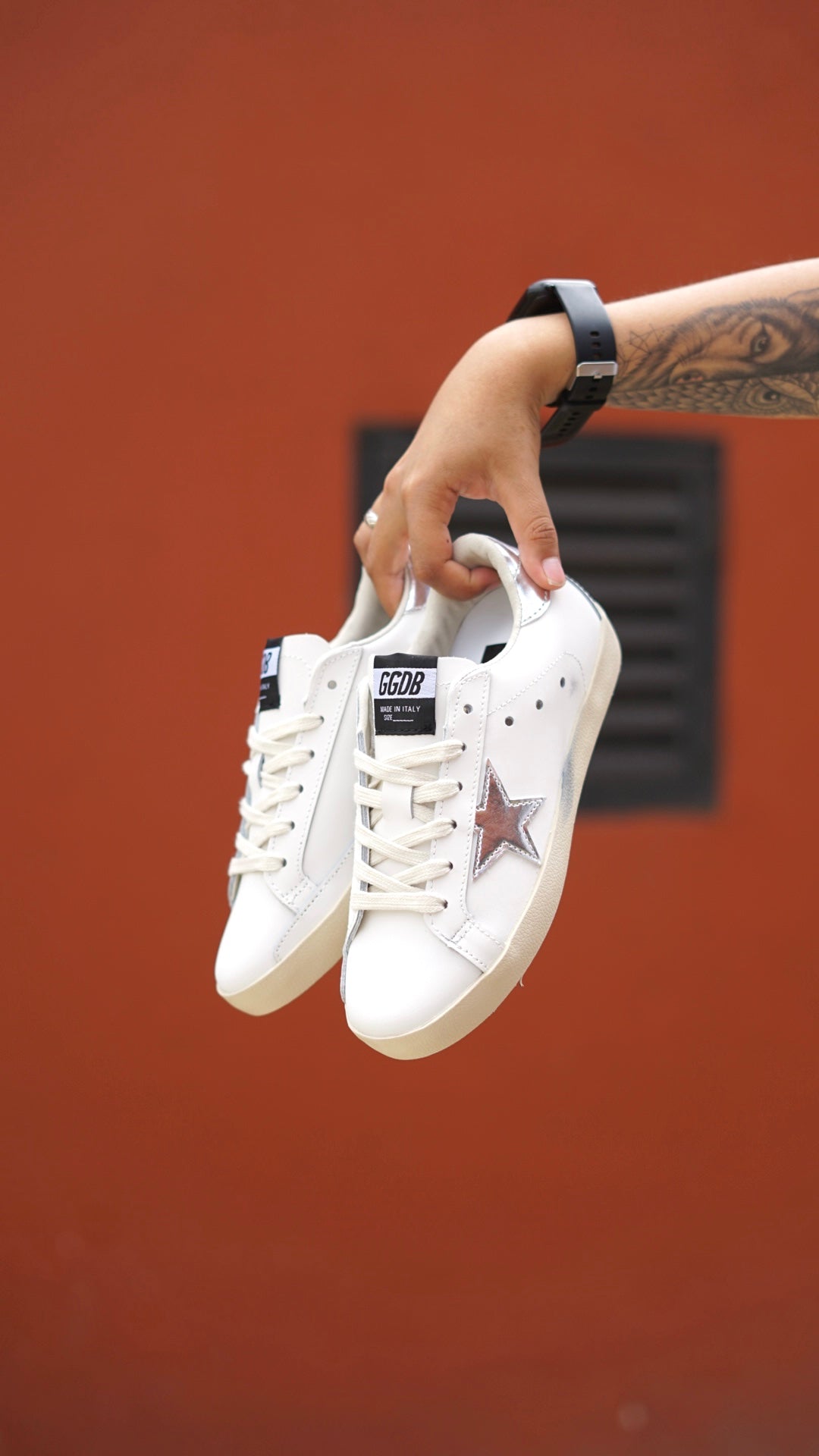 Golden Goose plateada