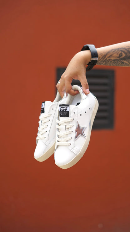Golden Goose plateada