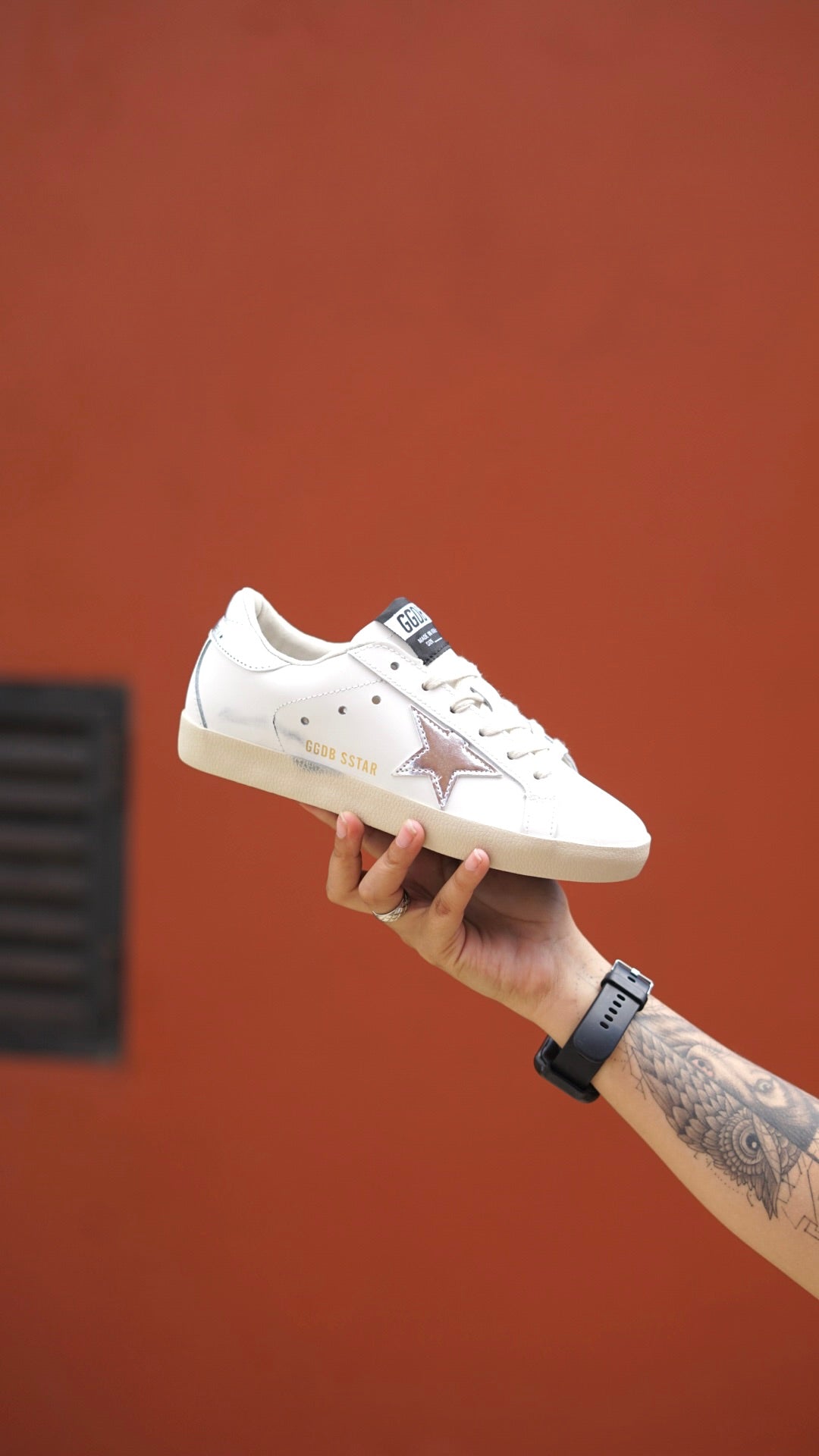 Golden Goose plateada