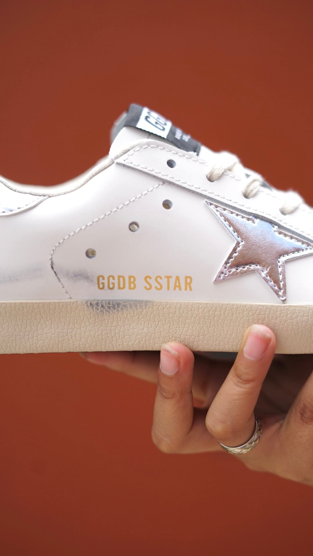 Golden Goose plateada