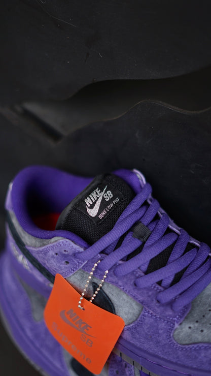 Nike sb dunk low supreme morado