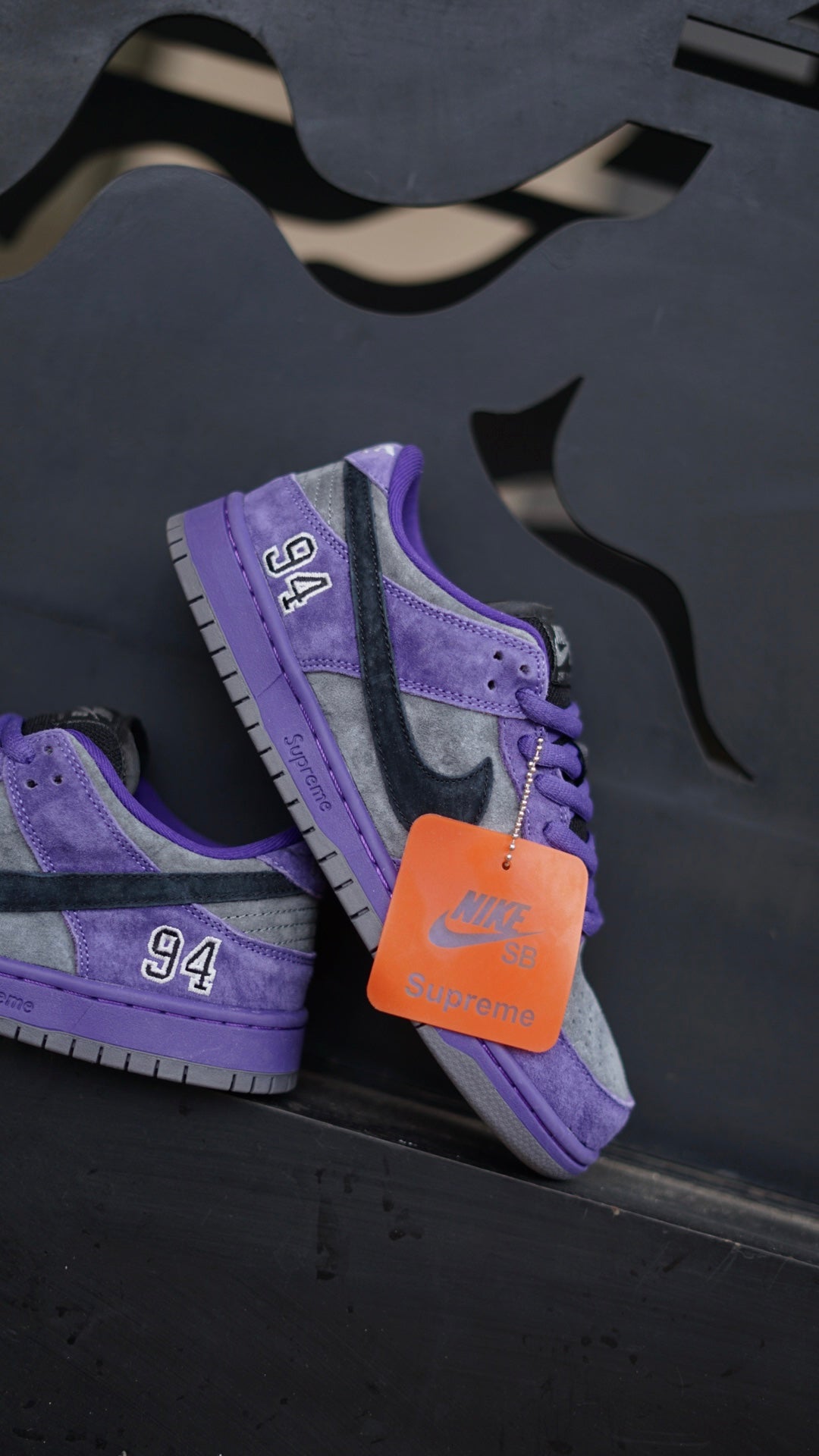 Nike sb dunk low supreme morado