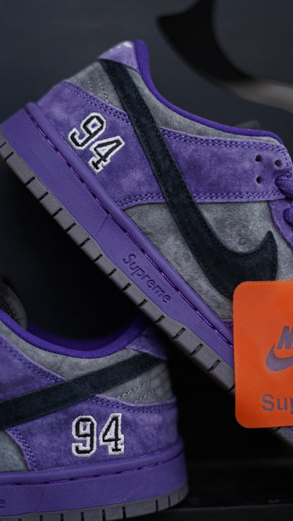 Nike sb dunk low supreme morado