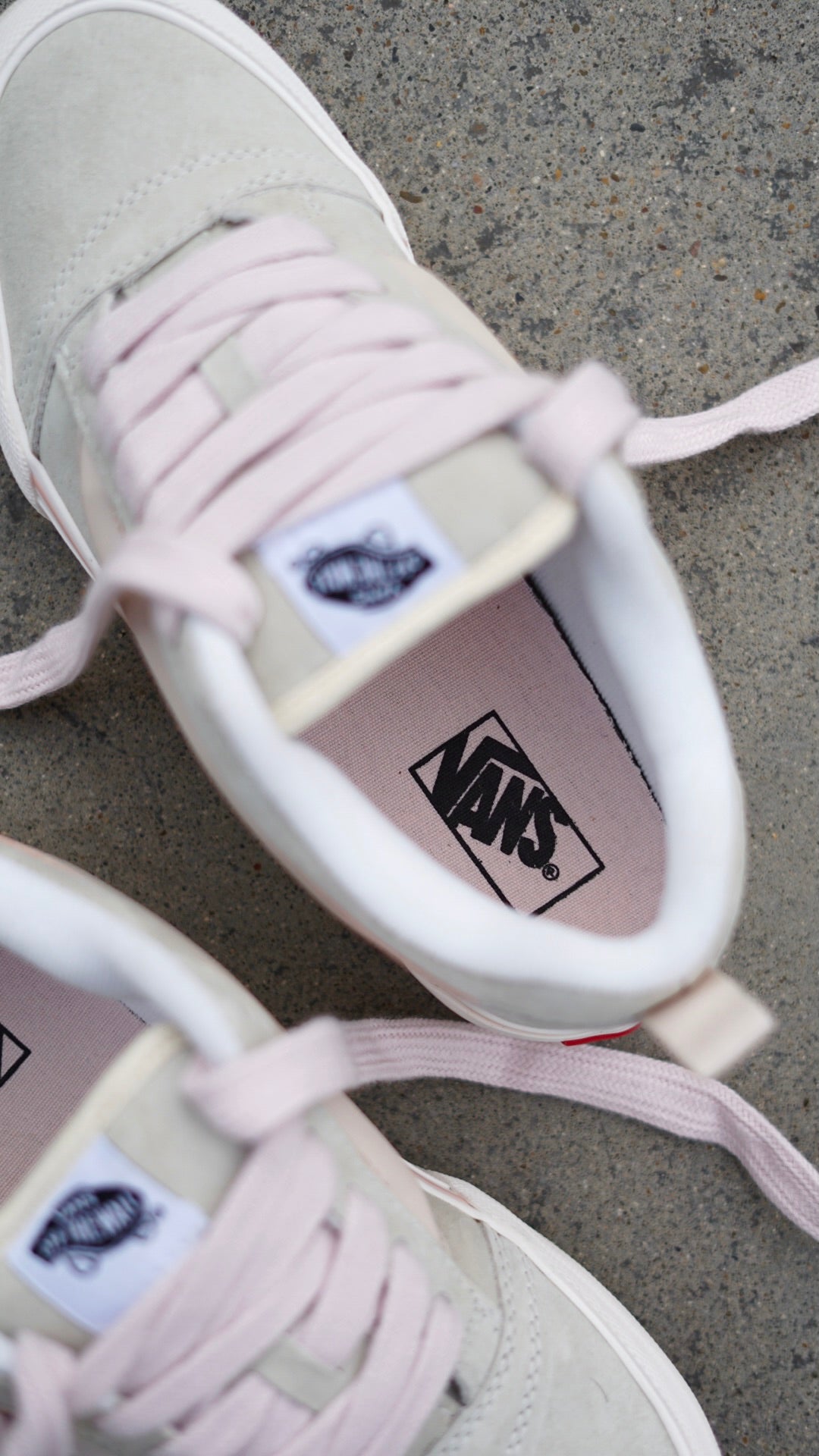 Vans knu skool gris rosa
