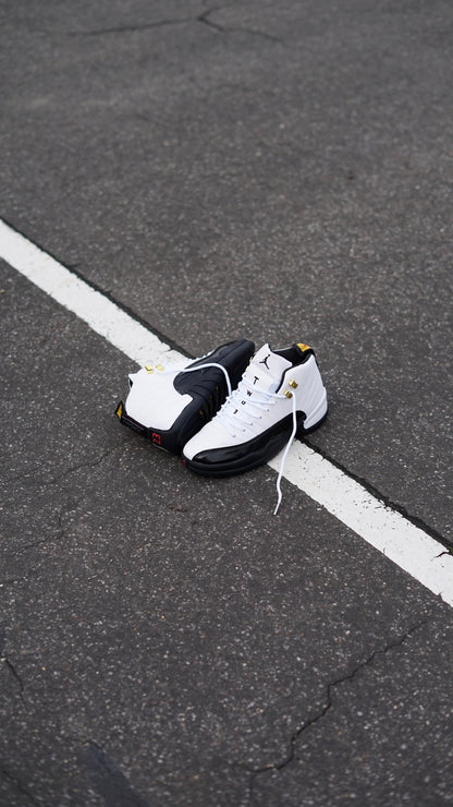 Jordan R12 blanco-negro