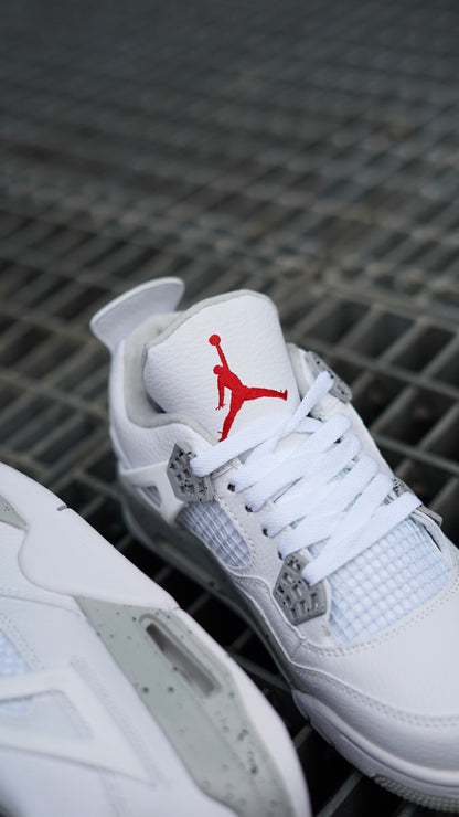 Jordan Retro 4 White Oreo