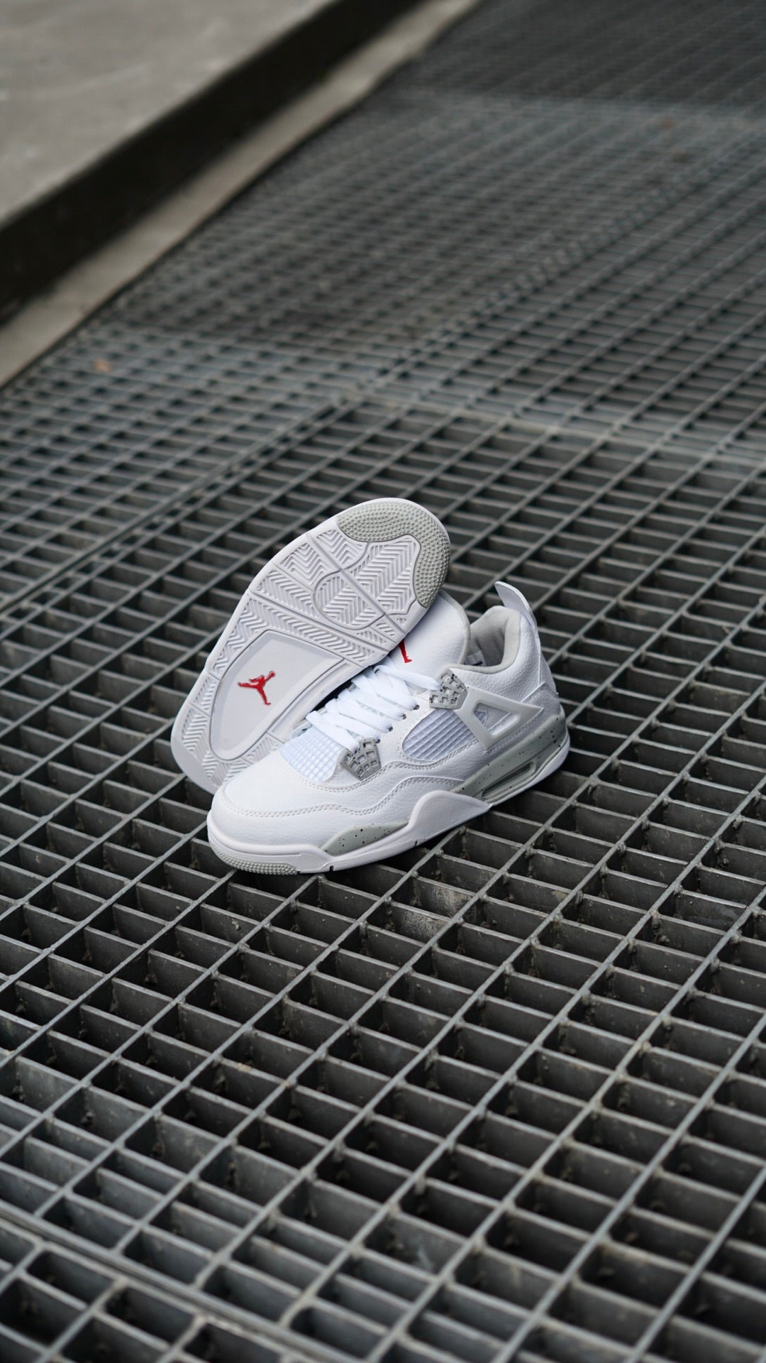 Jordan Retro 4 White Oreo