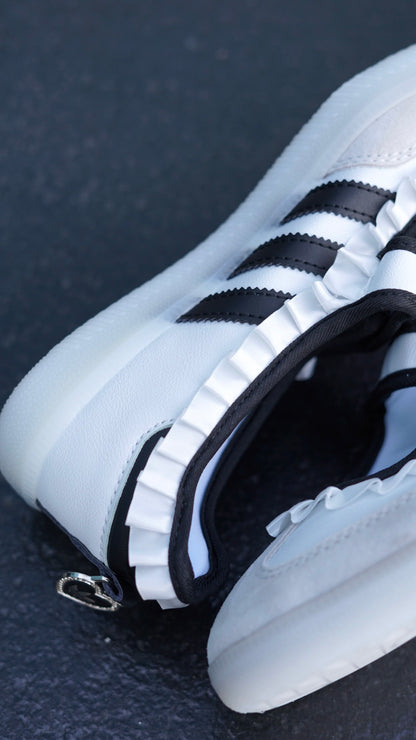 Adidas Ballerina blanca negra