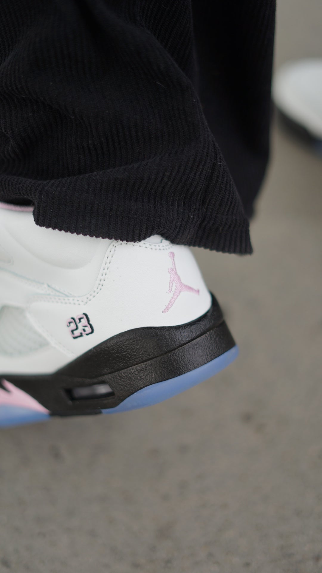 Jordan Retro 5 Medium Soft Pink